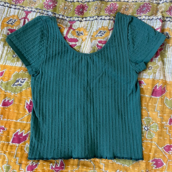 Urban Outfitters / Out from under green cropped baby tee size S - Picture 2 of 6